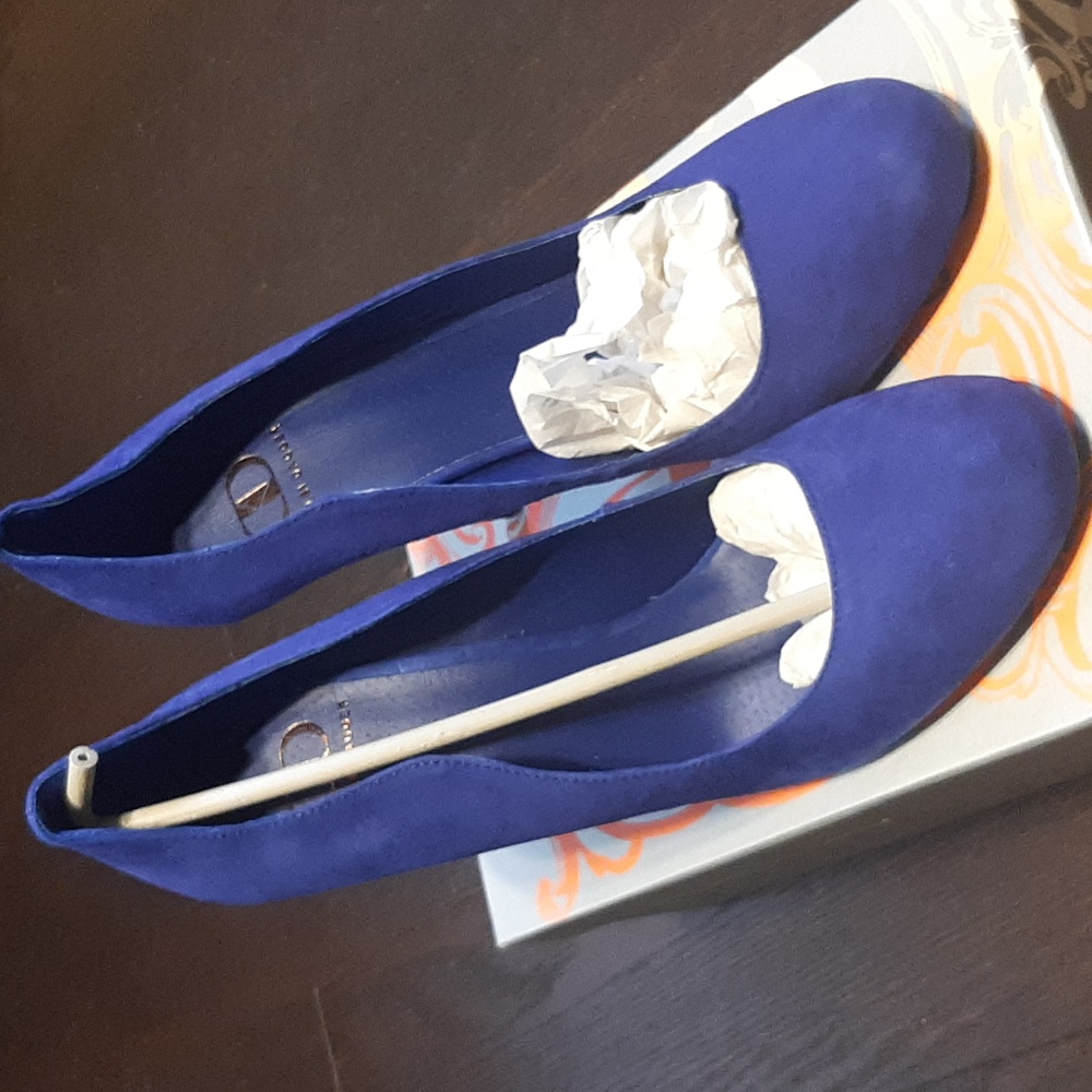 Women's Blue Suede Pumps NEW